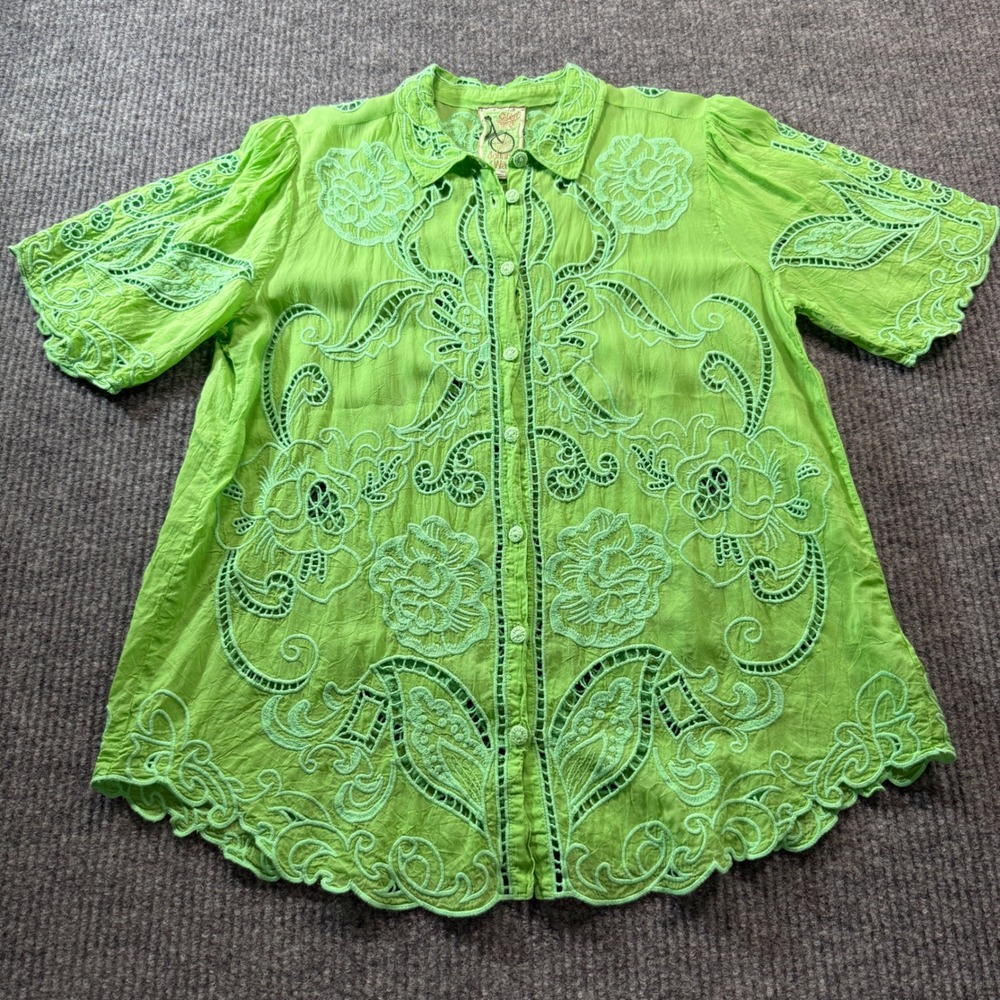 Johnny Was Button Up Shirt Womens M Green Short Sleeve Floral Eyelet Top Peasant